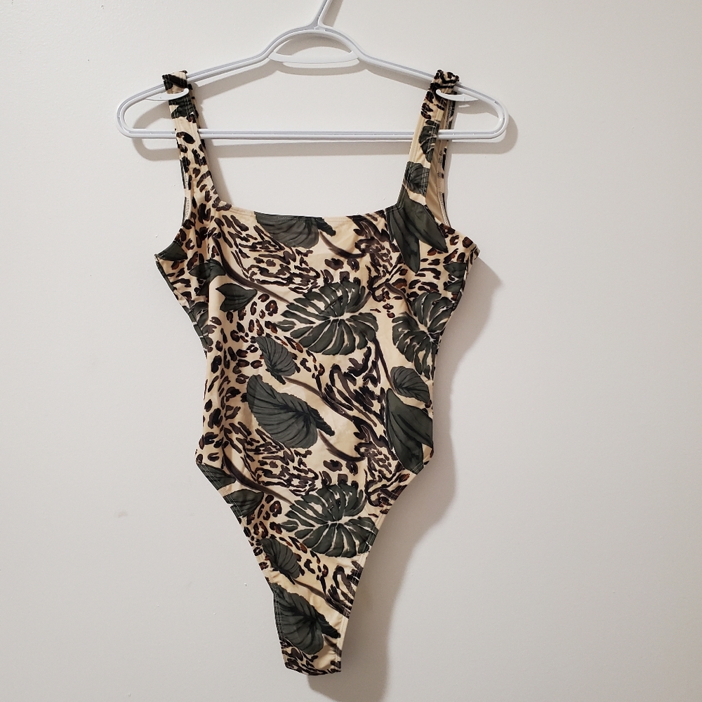 Brand New Icon Swim One Piece Bathing Suit